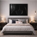 tableau plexi en dessus d'un lit d'adulte